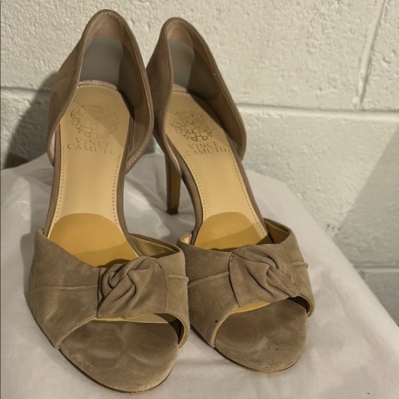 Vince Camuto Shoes - Vince Camuto Tan Peep-Toe Heels with Bow Detail